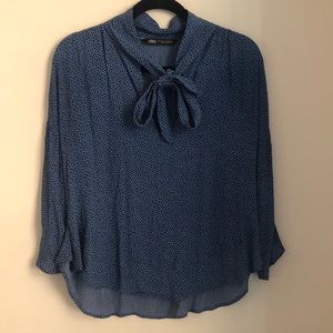 Zara 3/4 sleeve blouse (Size S) with self tie at neck. Great condition!
